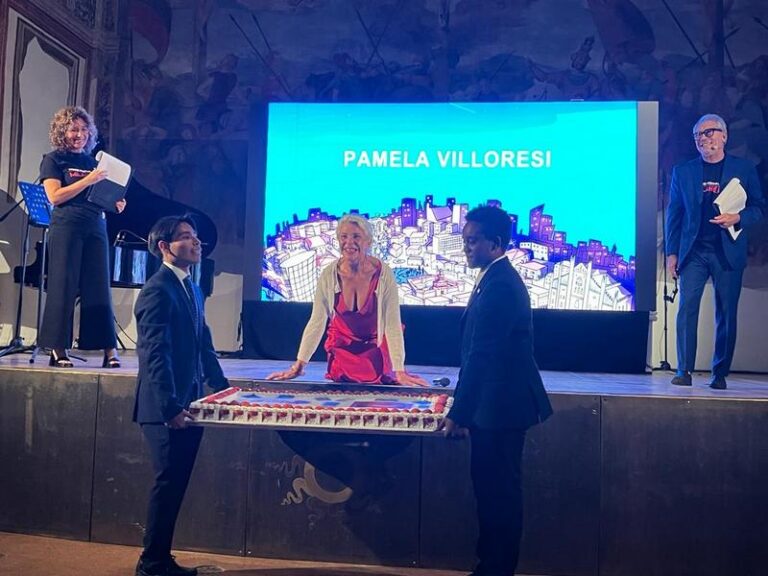 Pamela Villoresi Premiata A Milano Per I Suoi Di Carriera E Per Il